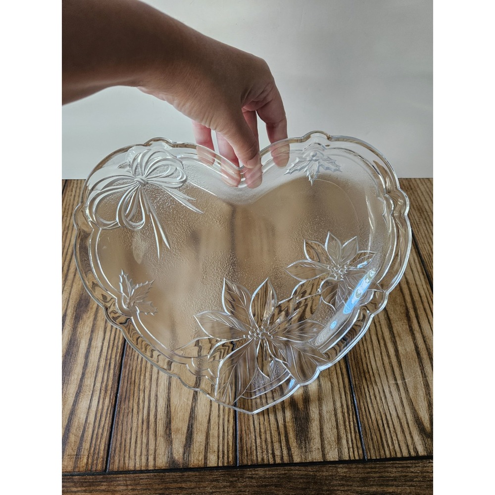 Mikasa Happy Holidays Glass Heart Shaped Serving Platter Poinsettia Ribbon 13"